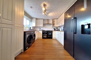 Kitchen- click for photo gallery